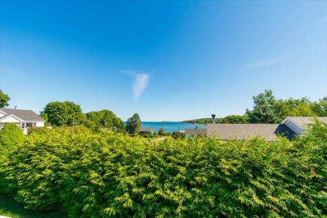 7 Everett Avenue Owls Head ME 04854