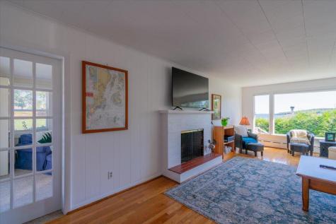 7 Everett Avenue Owls Head ME 04854