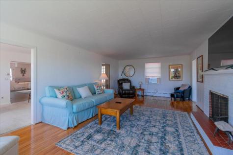 7 Everett Avenue Owls Head ME 04854