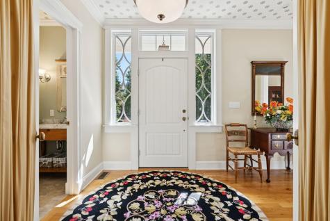 5 Surrey Lane Kennebunk ME 04043