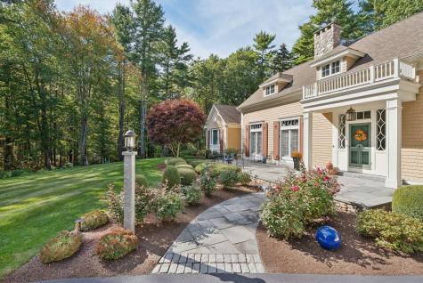 5 Surrey Lane Kennebunk ME 04043