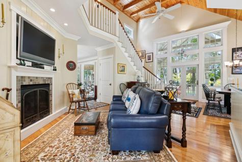 5 Surrey Lane Kennebunk ME 04043