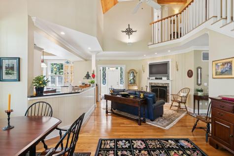 5 Surrey Lane Kennebunk ME 04043