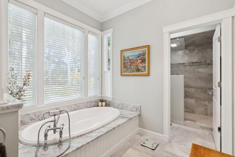 5 Surrey Lane Kennebunk ME 04043