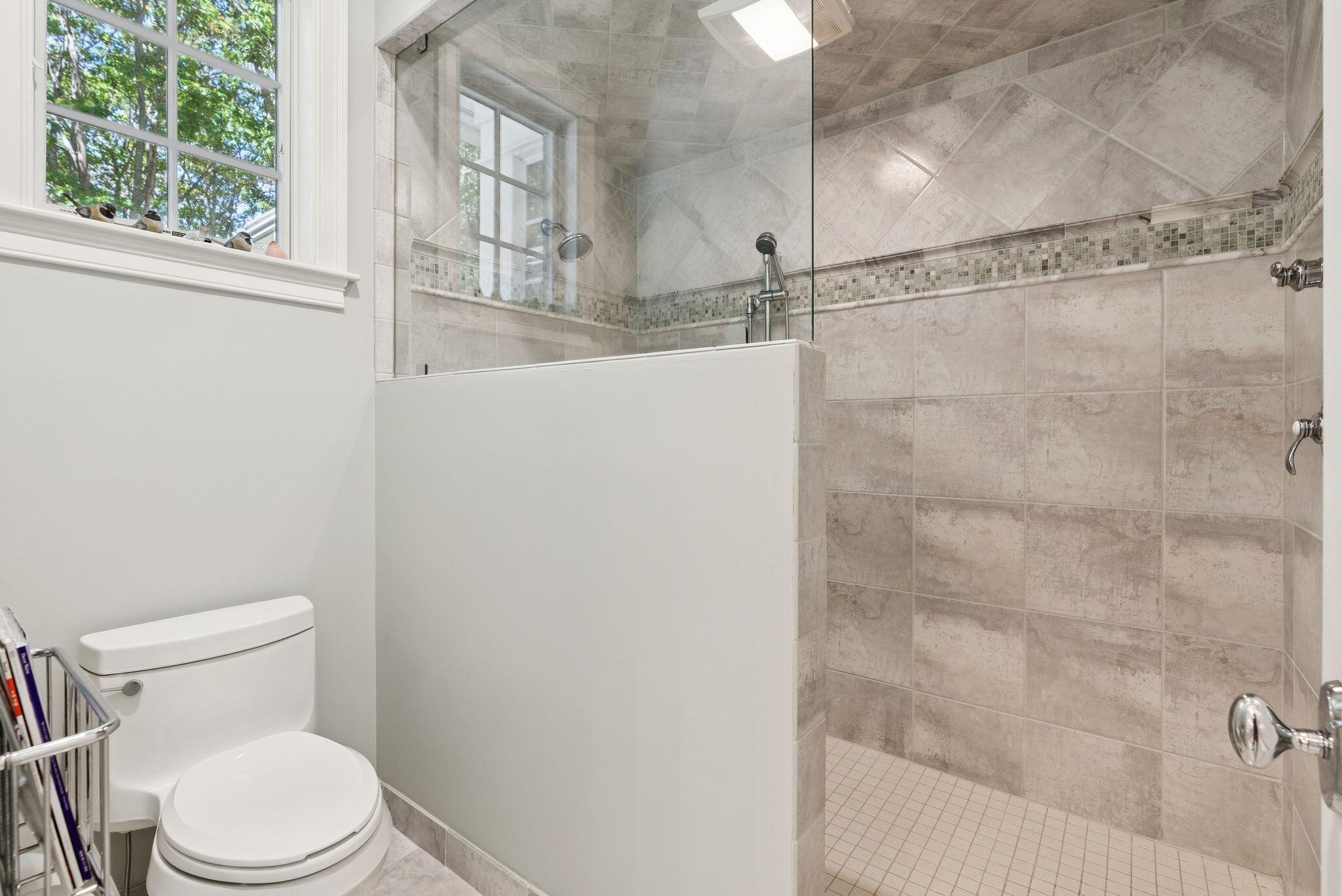 5 Surrey Lane Kennebunk ME 04043