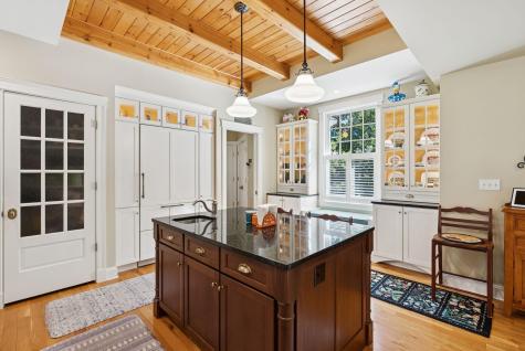 5 Surrey Lane Kennebunk ME 04043