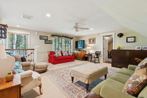 5 Surrey Lane Kennebunk ME 04043