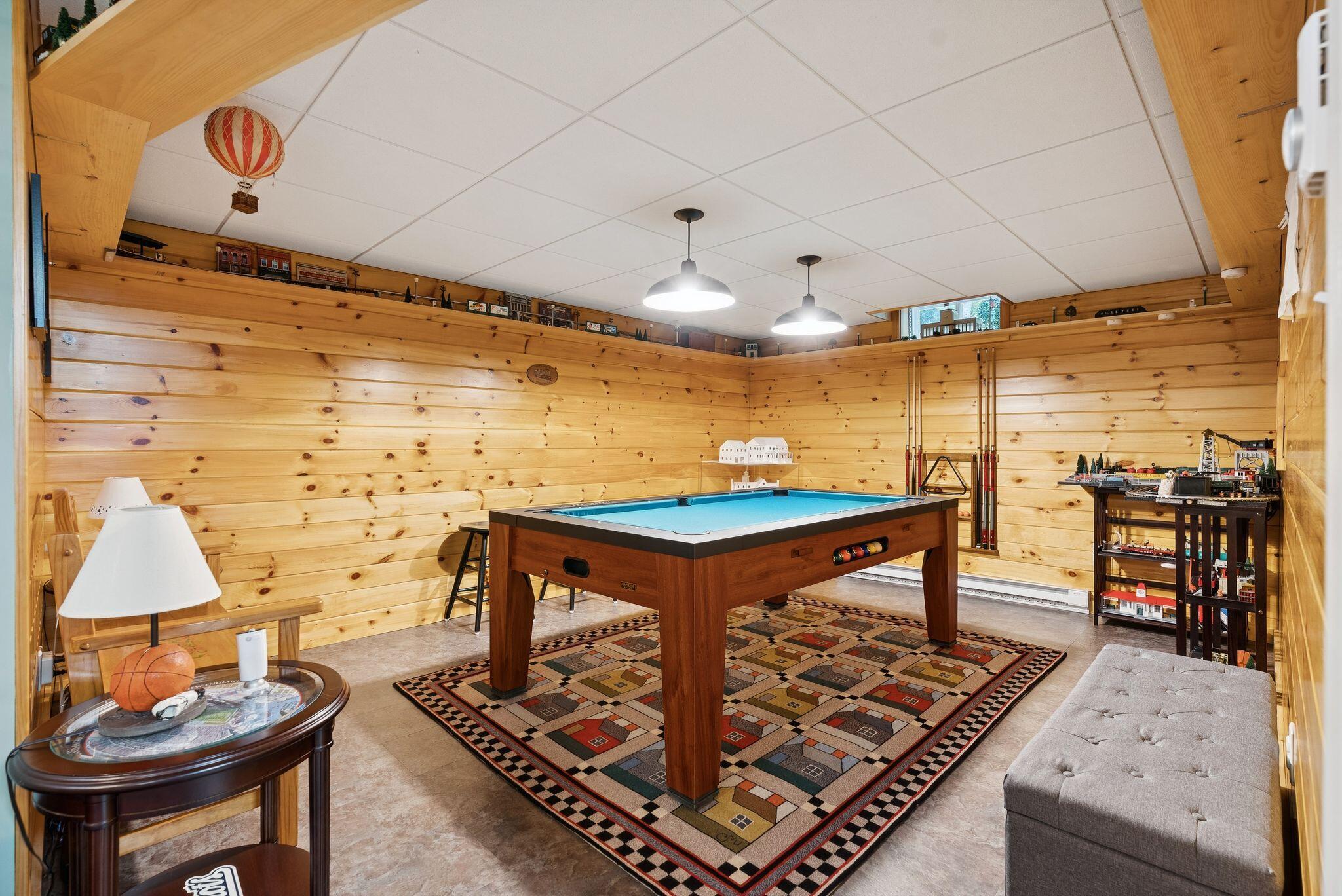 5 Surrey Lane Kennebunk ME 04043