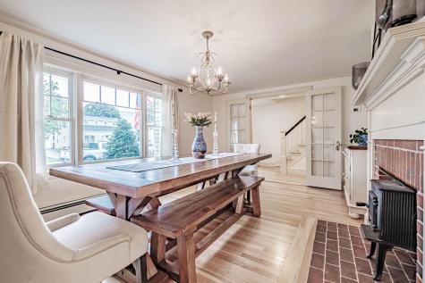 17 Phillips Road Falmouth ME 04105