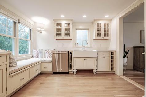 17 Phillips Road Falmouth ME 04105