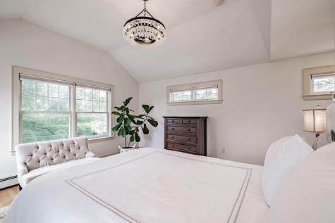 17 Phillips Road Falmouth ME 04105