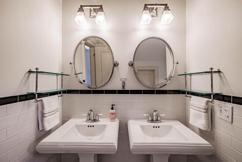 17 Phillips Road Falmouth ME 04105