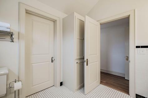 17 Phillips Road Falmouth ME 04105