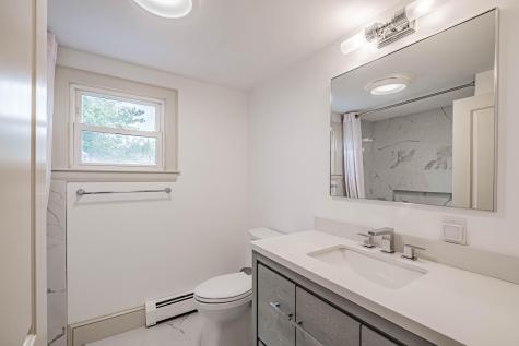 17 Phillips Road Falmouth ME 04105