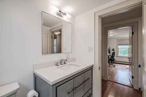 17 Phillips Road Falmouth ME 04105