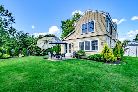 17 Phillips Road Falmouth ME 04105