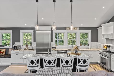 16 Meadowood Drive Hallowell ME 04347