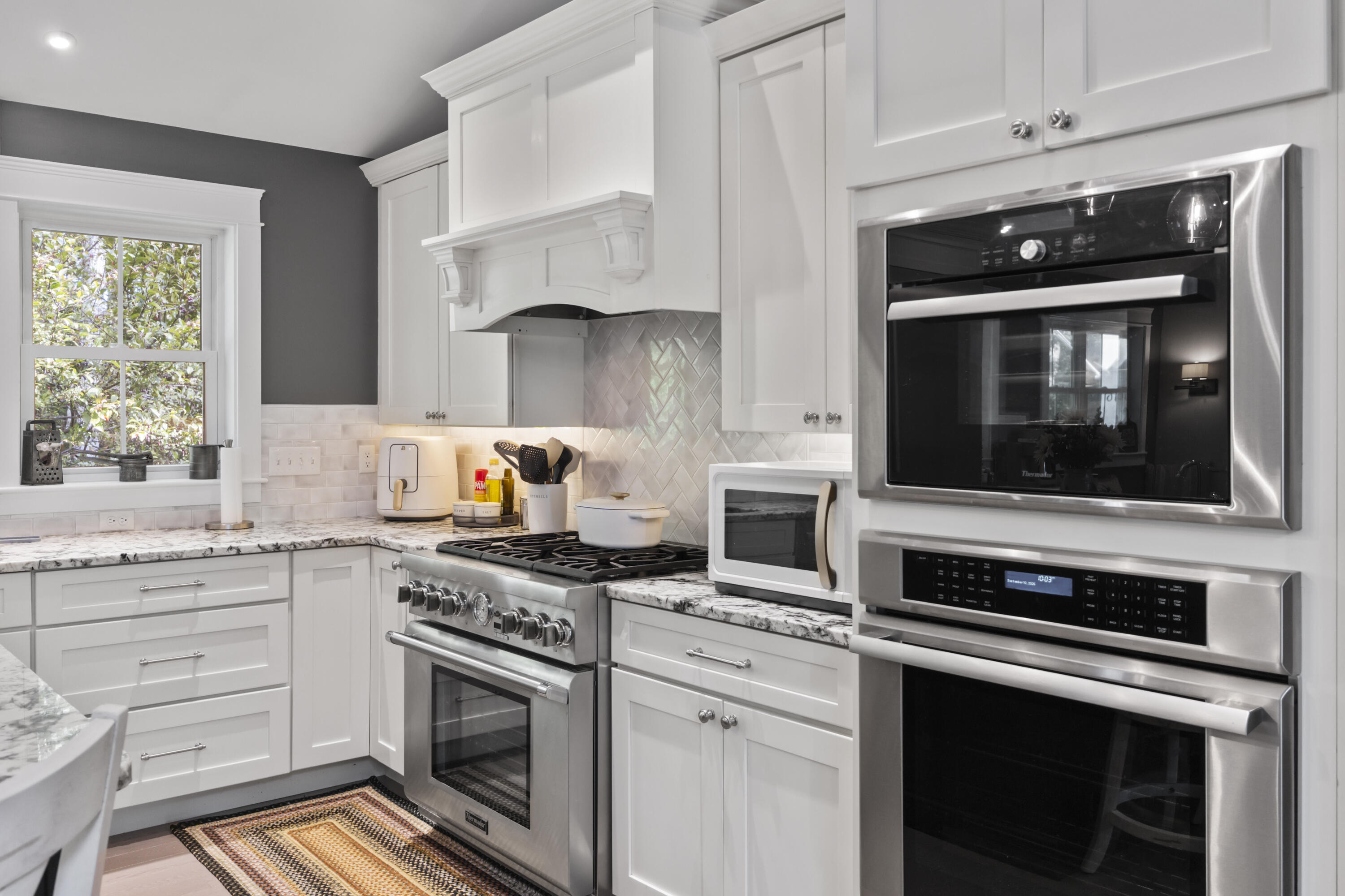 16 Meadowood Drive Hallowell ME 04347