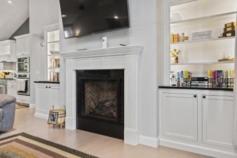 16 Meadowood Drive Hallowell ME 04347