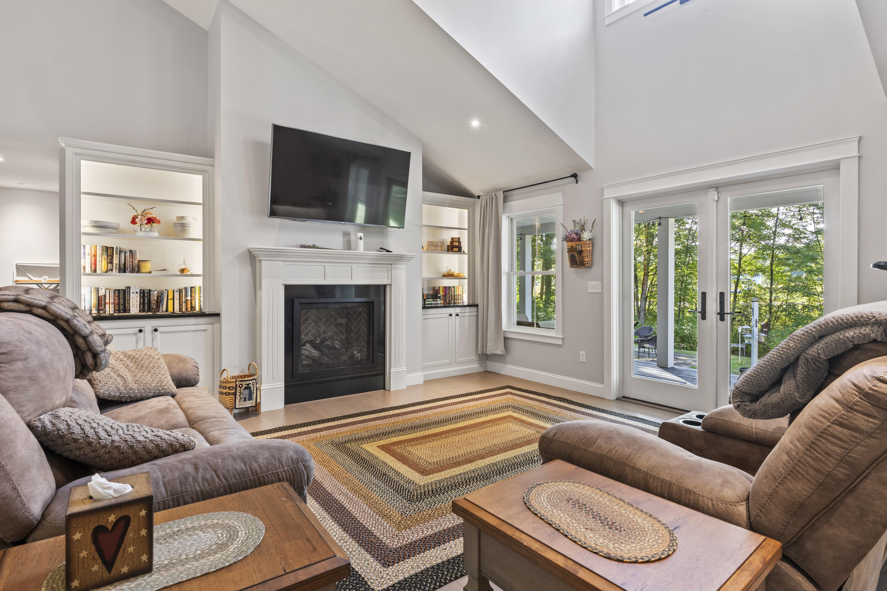 16 Meadowood Drive Hallowell ME 04347