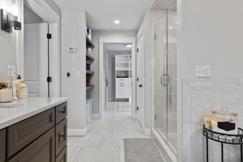 16 Meadowood Drive Hallowell ME 04347