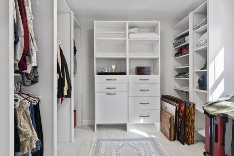 16 Meadowood Drive Hallowell ME 04347