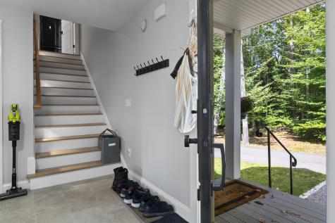 16 Meadowood Drive Hallowell ME 04347