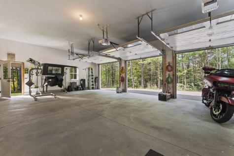 16 Meadowood Drive Hallowell ME 04347