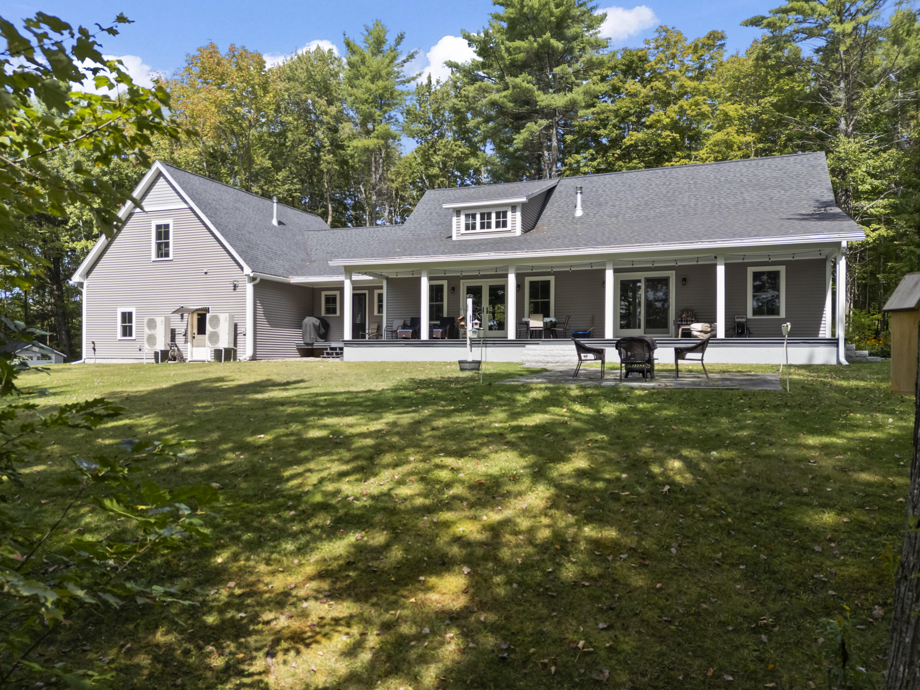 16 Meadowood Drive Hallowell ME 04347