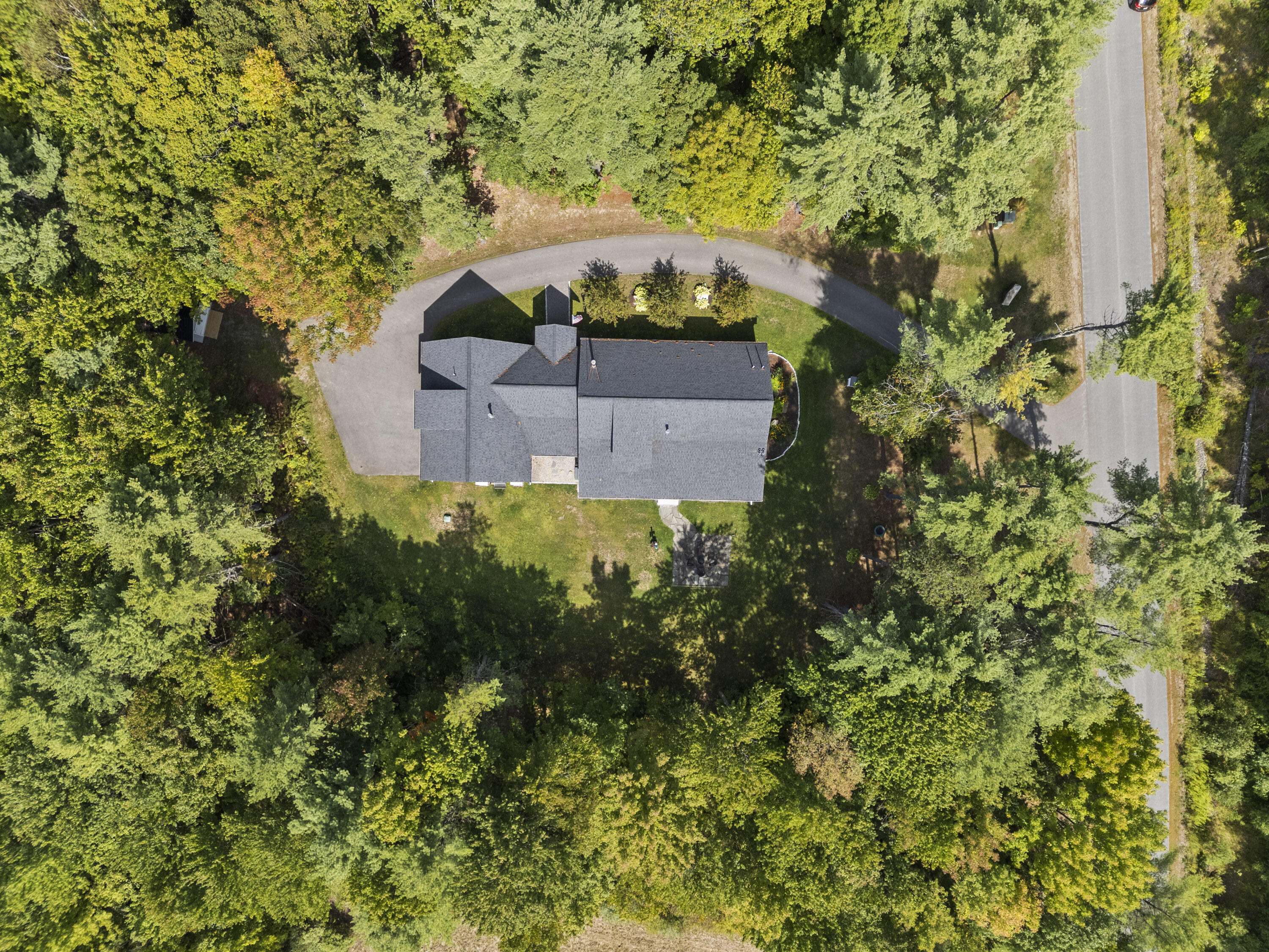 16 Meadowood Drive Hallowell ME 04347