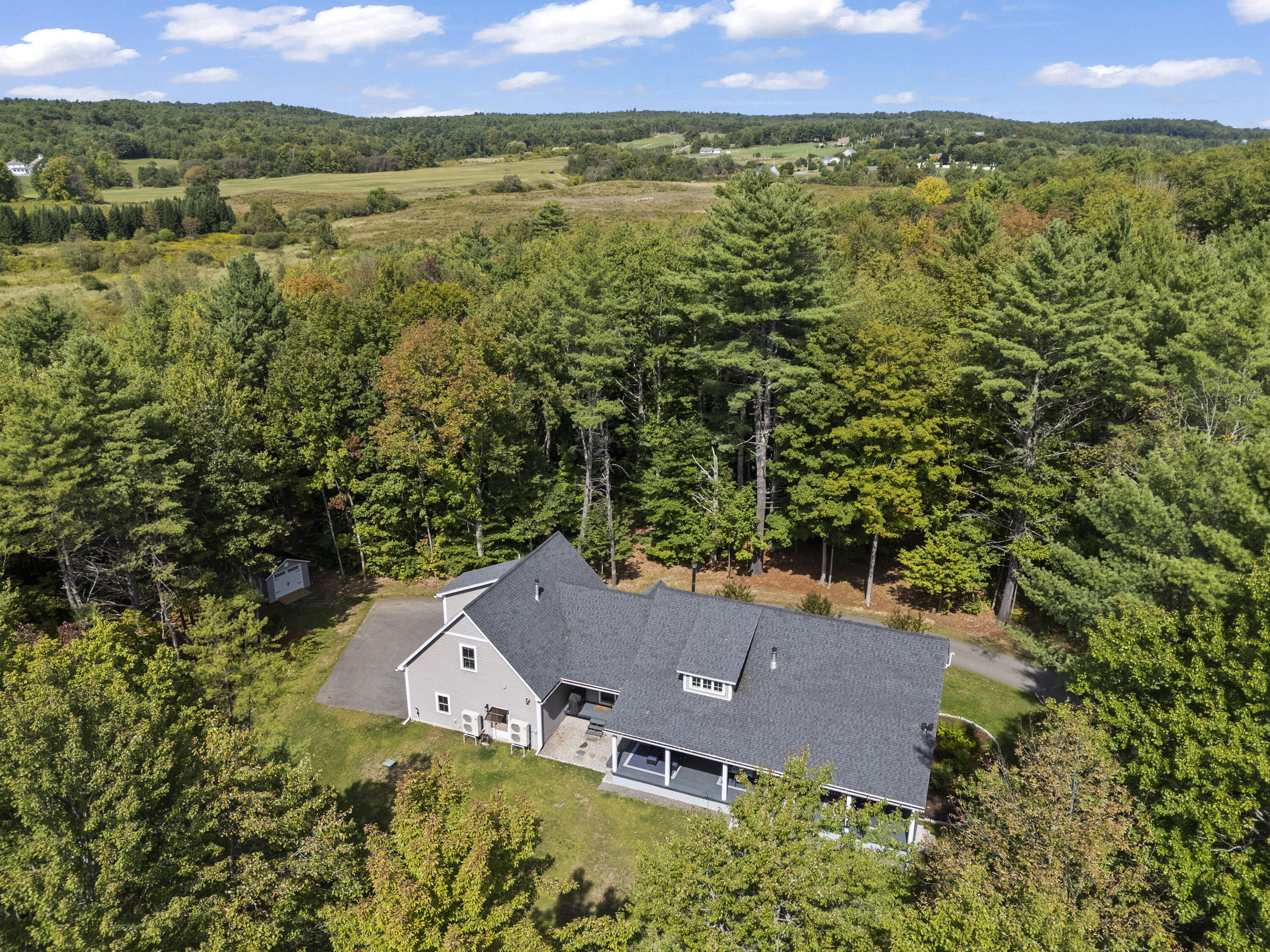 16 Meadowood Drive Hallowell ME 04347