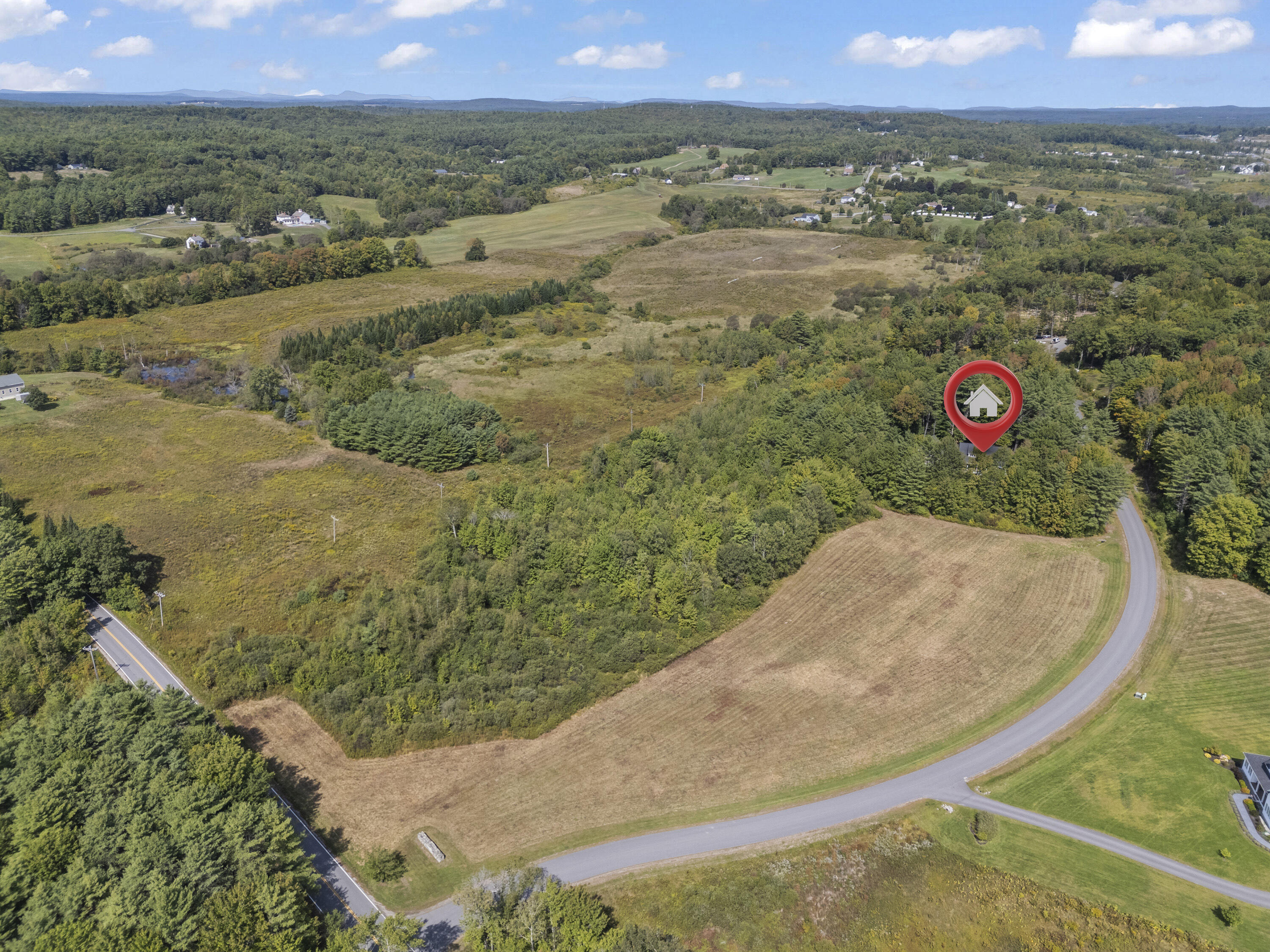 16 Meadowood Drive Hallowell ME 04347