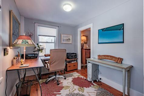 68 Pleasant Street Yarmouth ME 04096