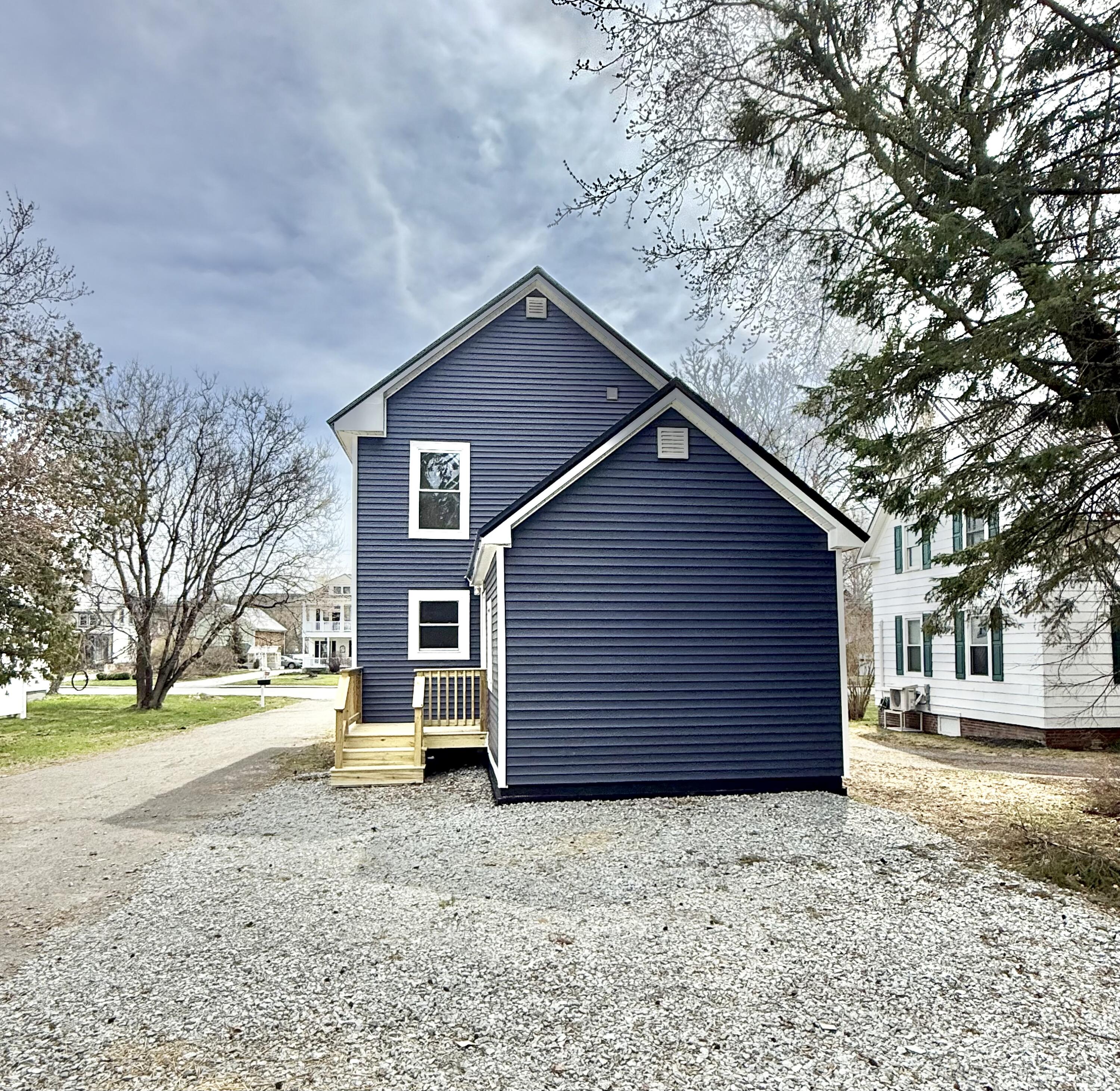 33 Dyer Street Presque Isle ME 04769