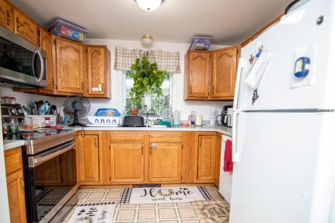 614 King Street Oxford ME 04270