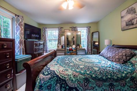 614 King Street Oxford ME 04270