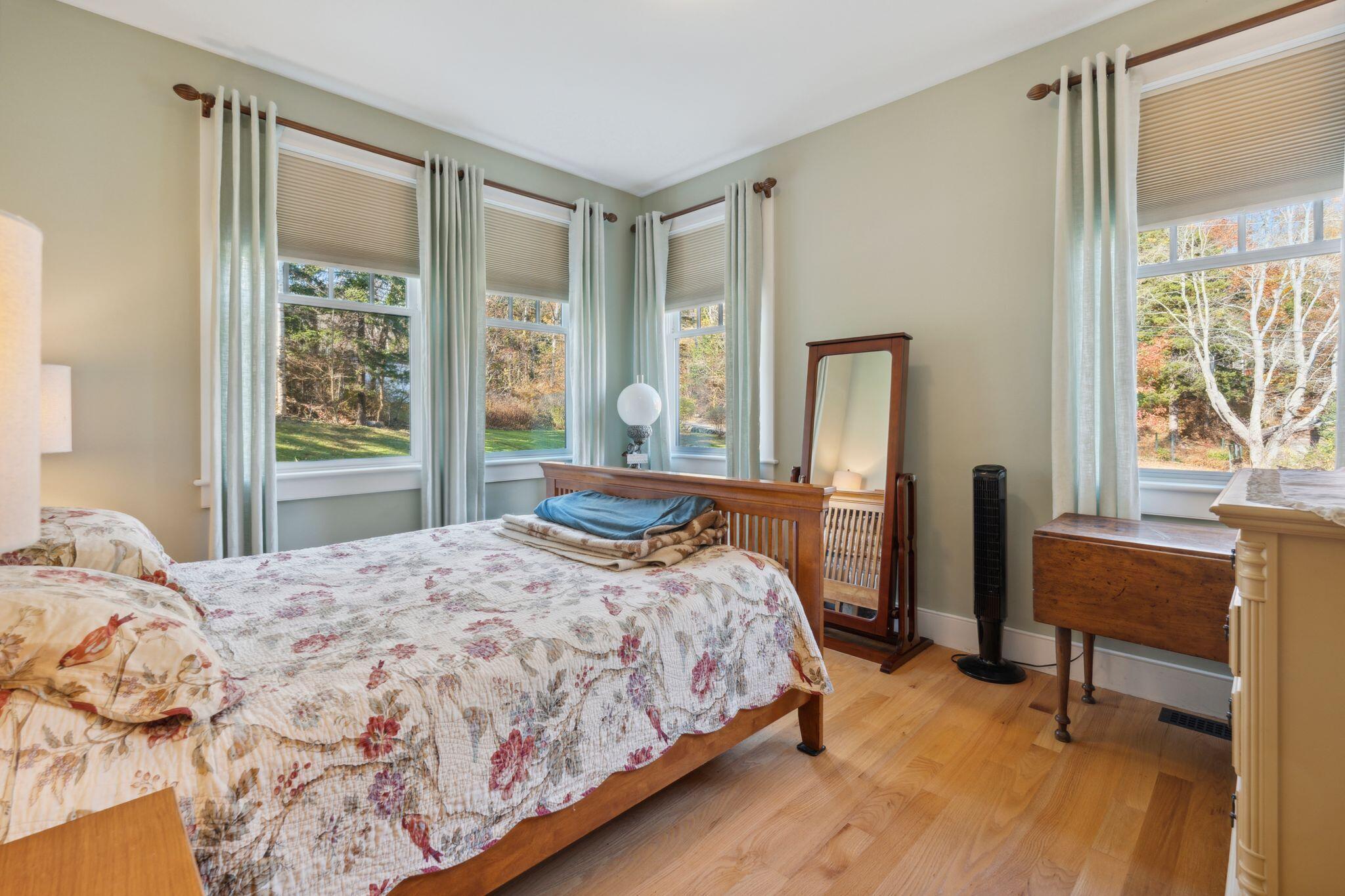 105 Lyndon Avenue Portland ME 04108