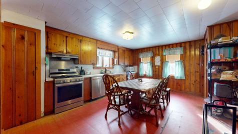 281 Narragansett Trail Buxton ME 04093