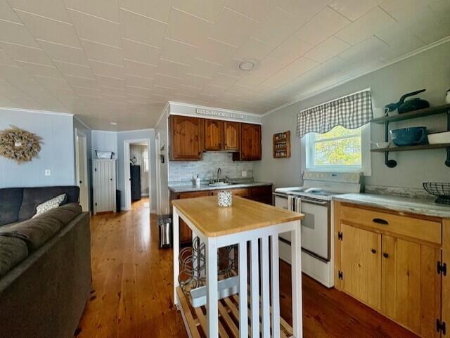156 Sandy Point Road Sanford ME 04073