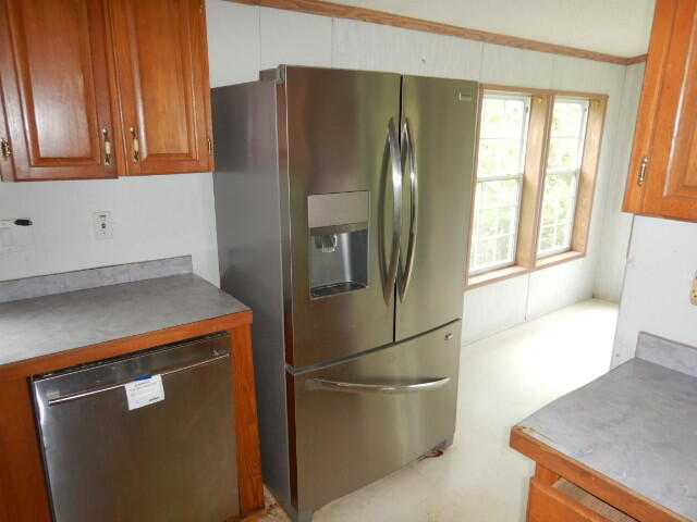 10 Heart Road Sebago ME 04029