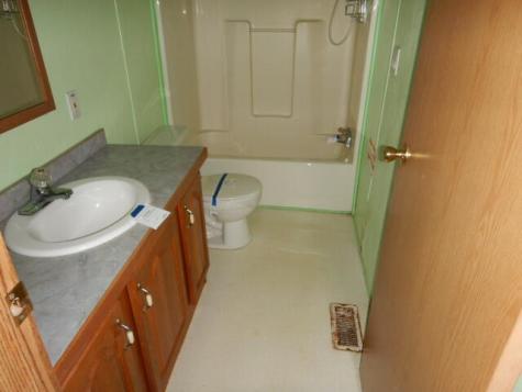 10 Heart Road Sebago ME 04029