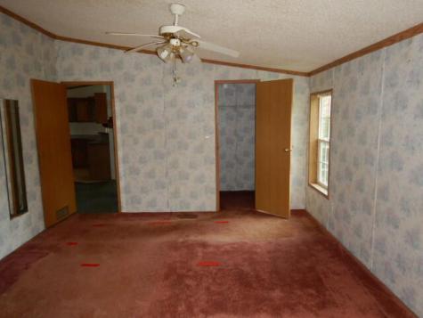 10 Heart Road Sebago ME 04029