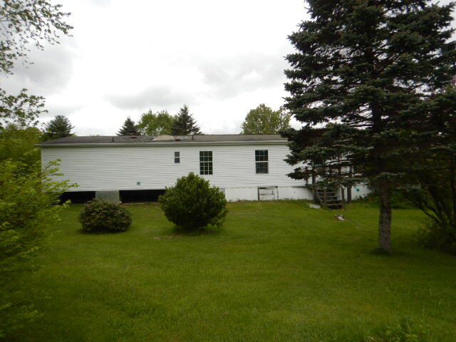 10 Heart Road Sebago ME 04029