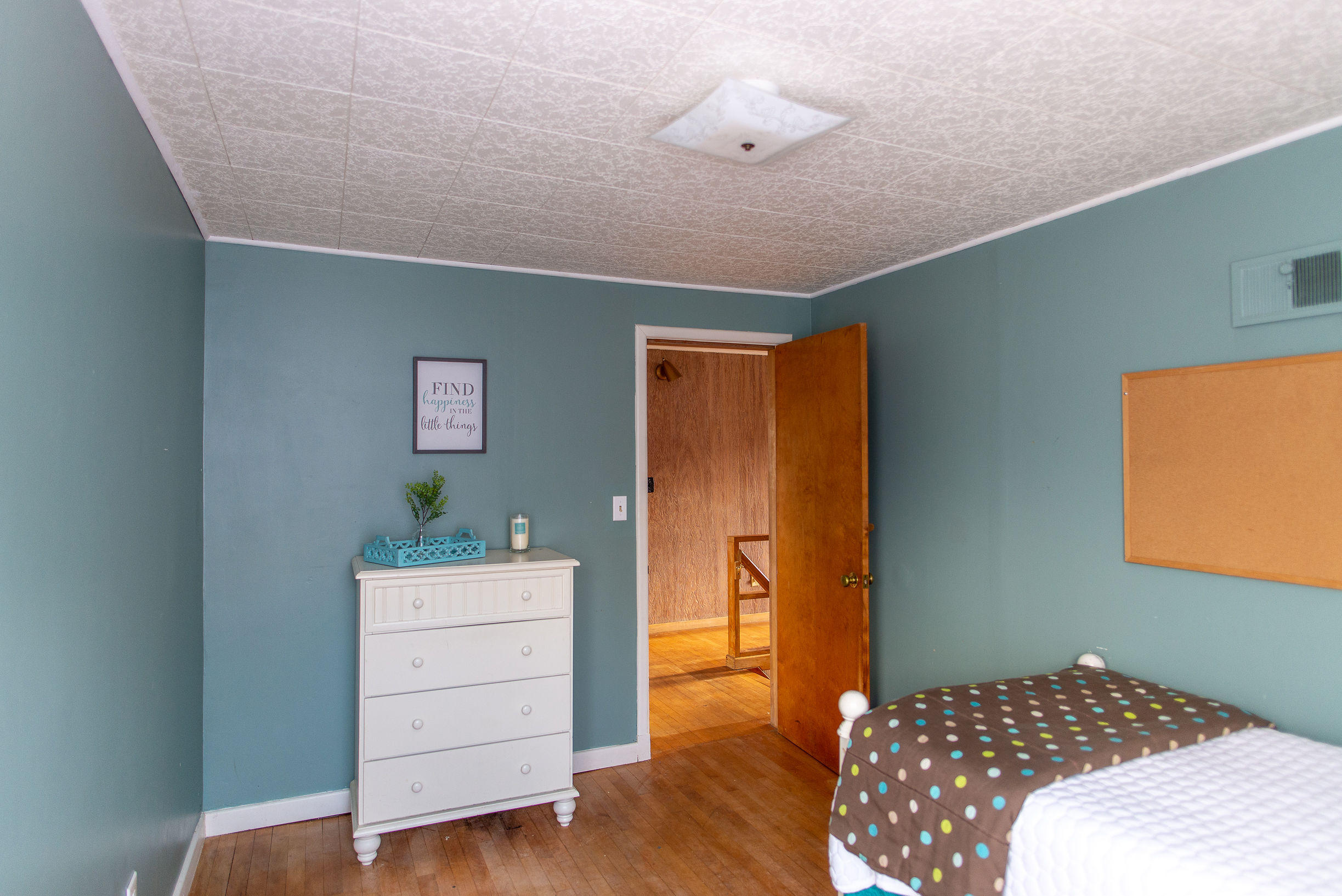 24 Caron Lane Auburn ME 04210