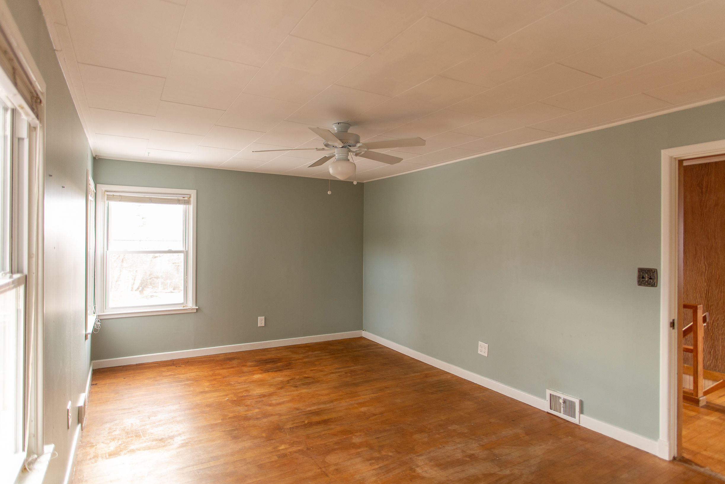 24 Caron Lane Auburn ME 04210
