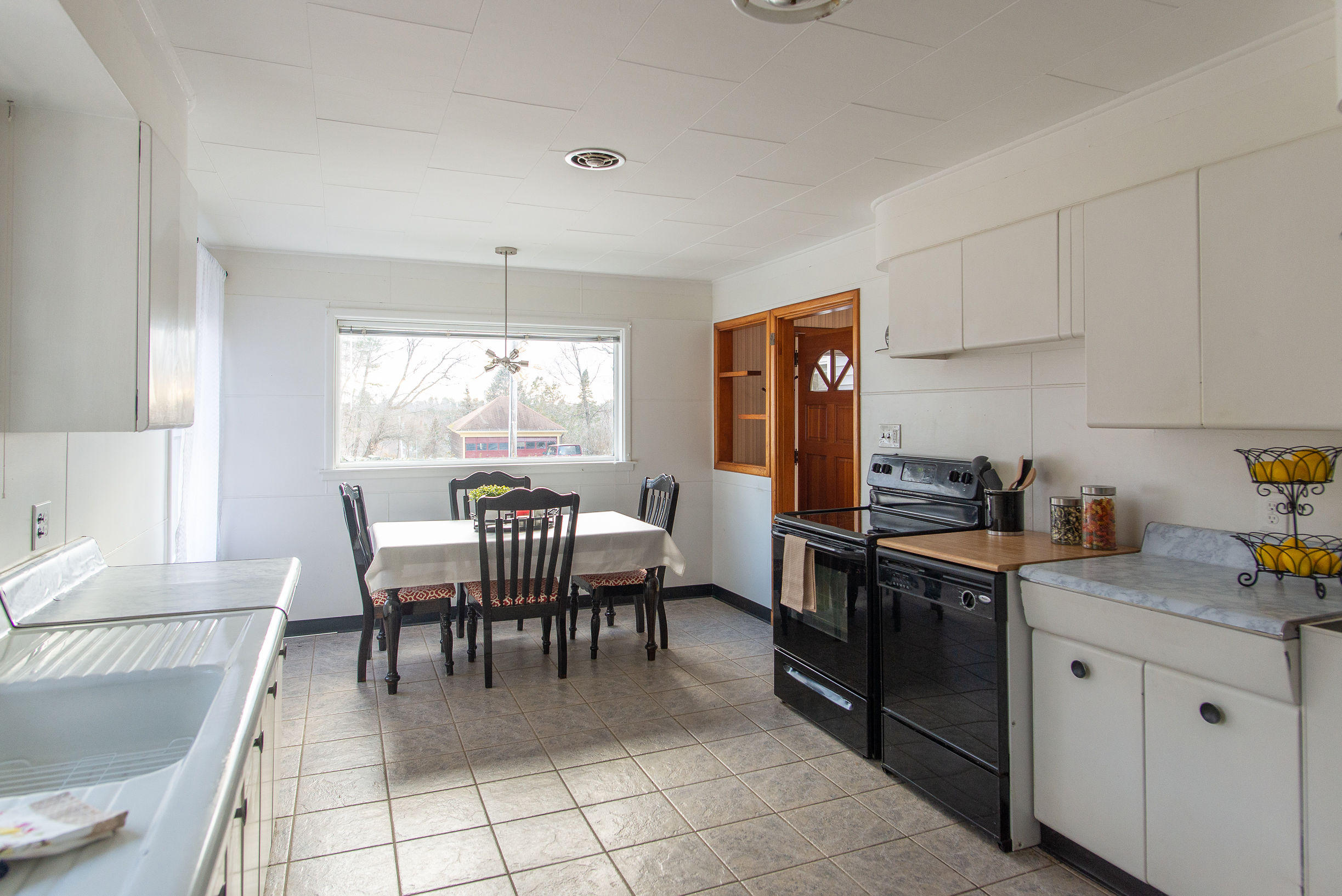 24 Caron Lane Auburn ME 04210