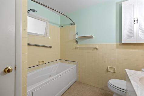 517 River Road Hollis ME 04042