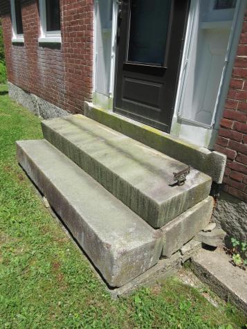 517 River Road Hollis ME 04042