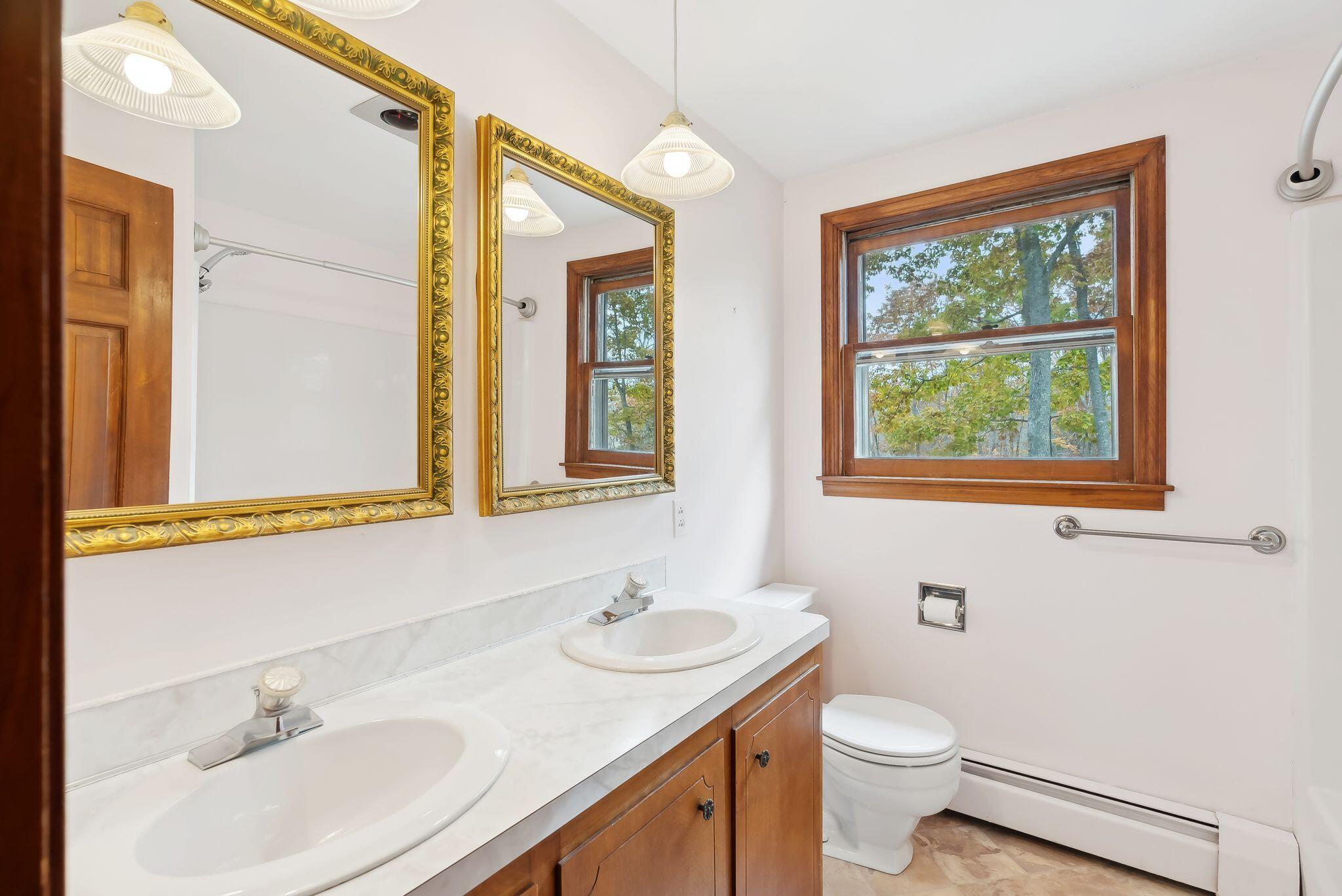 7 Gladys Road Cape Elizabeth ME 04107