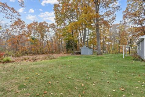 7 Gladys Road Cape Elizabeth ME 04107